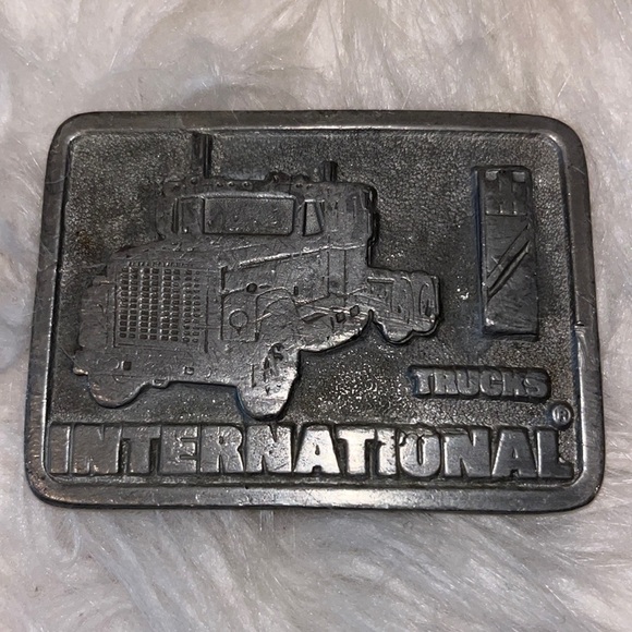 Vintage Other - Solid pewter international truck trucking belt buckle vintage